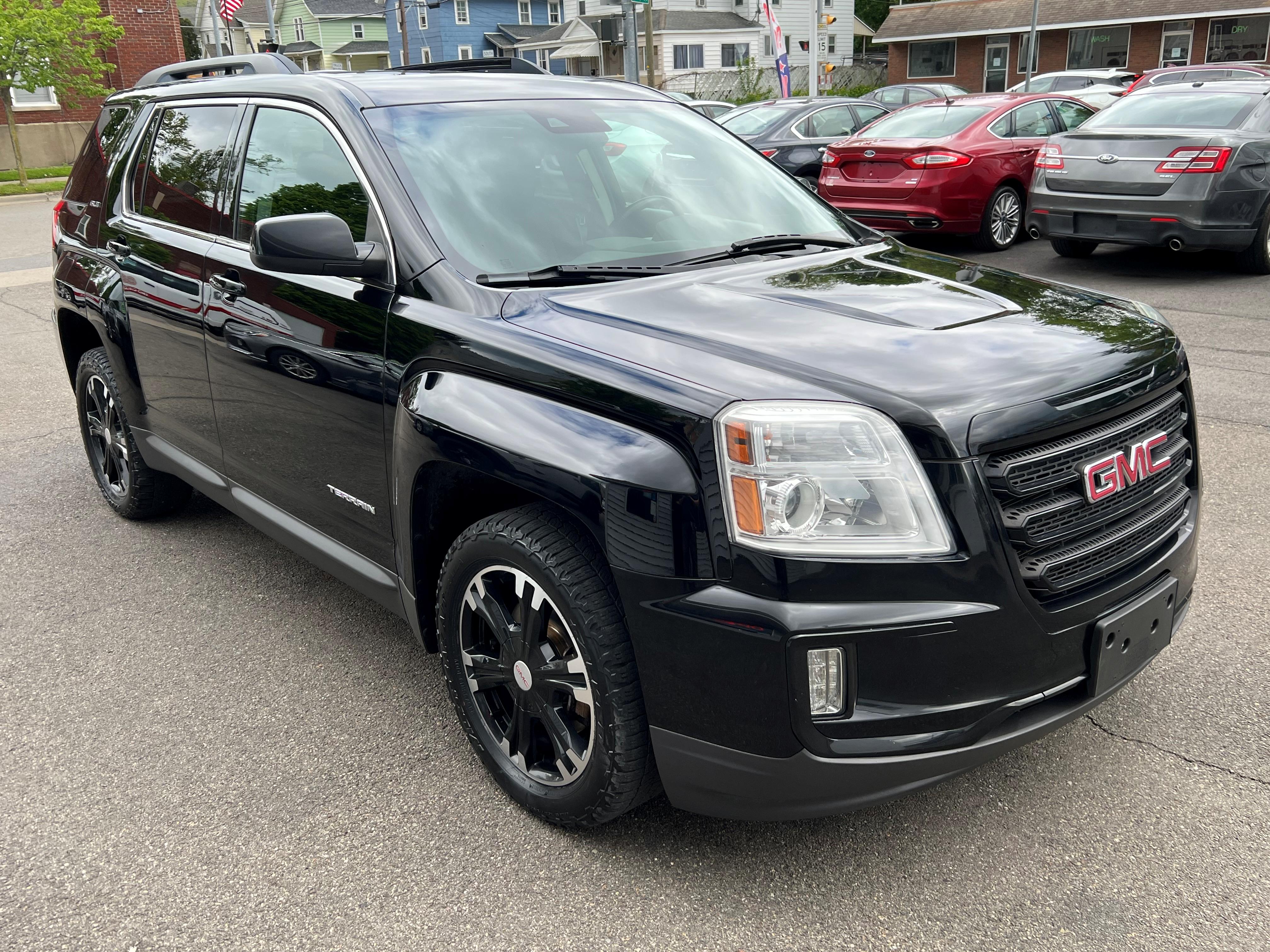 2017 GMC Terrain AWD SLE-2's photo