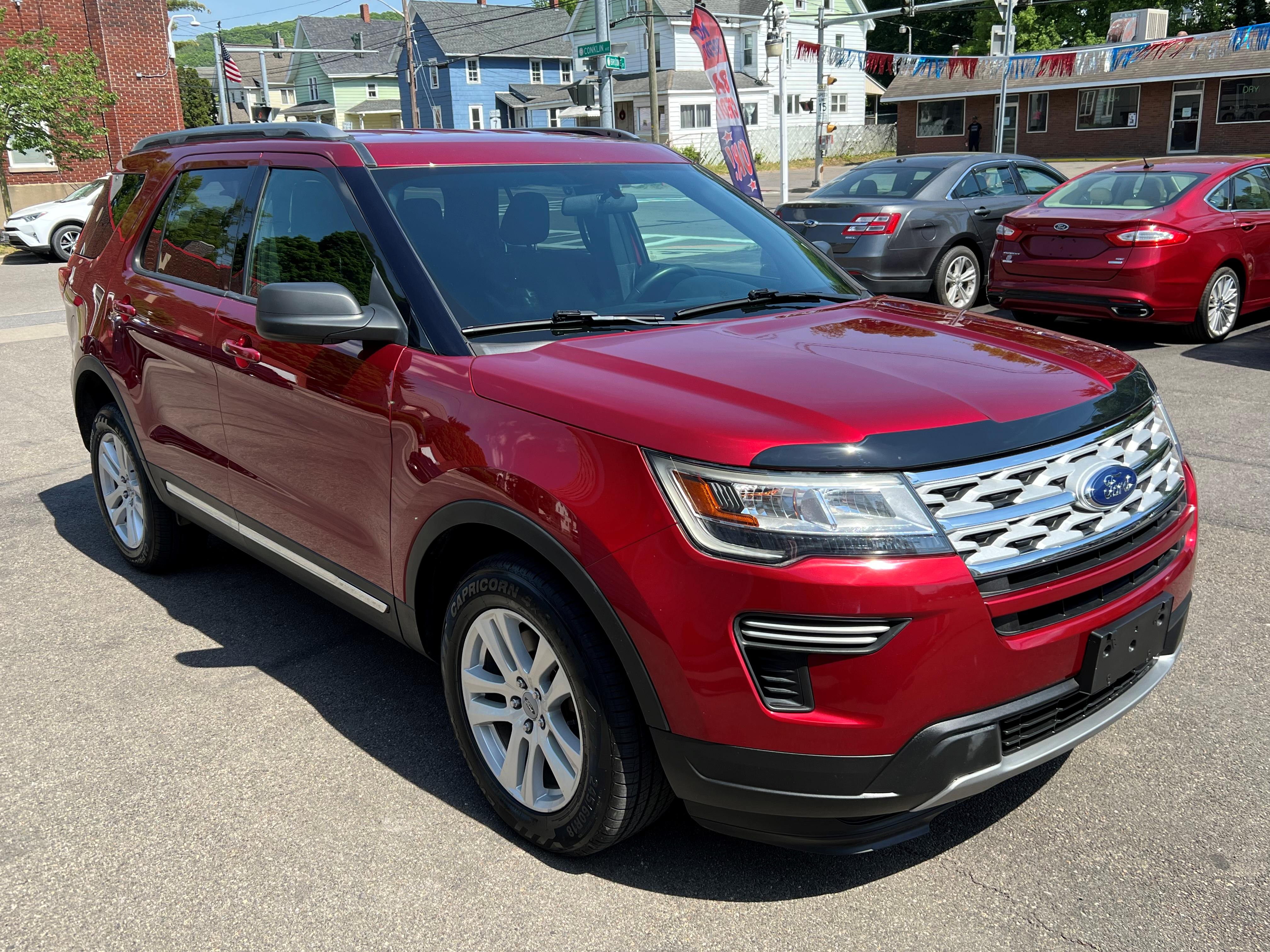 2019 Ford Explorer XLT 4WD's photo
